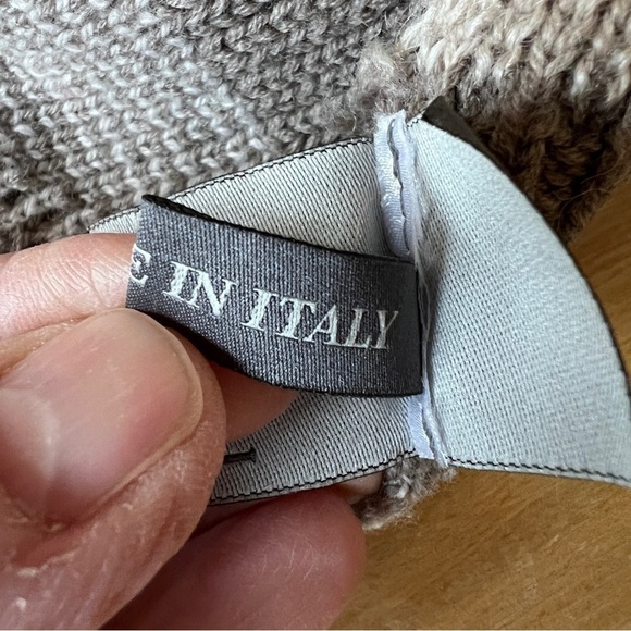 LORENA ANTONIAZZI WOOL BLD SCARF STARS GRAY ORANGE WARM COZY VERSATILE DESIGNER - Picture 8 of 9